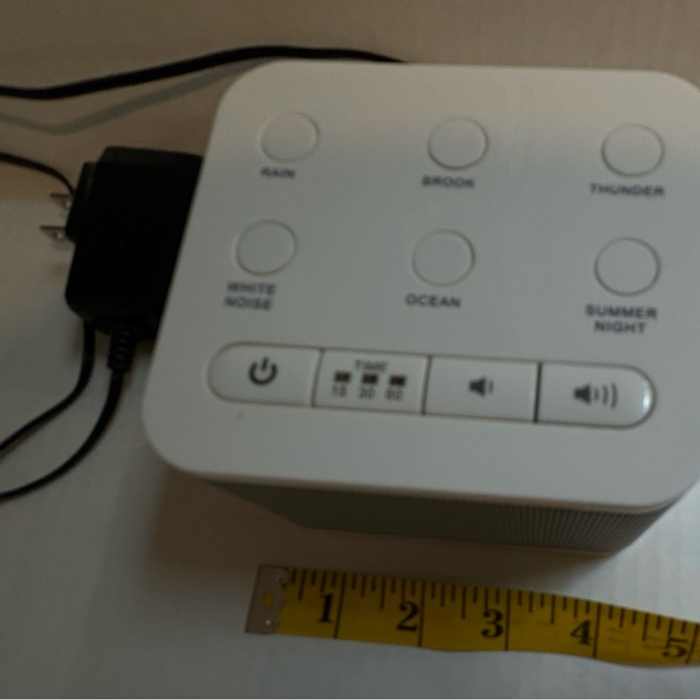 White Noise Machine with Multiple Sound Options Battery and Plug in - Picture 9 of 10